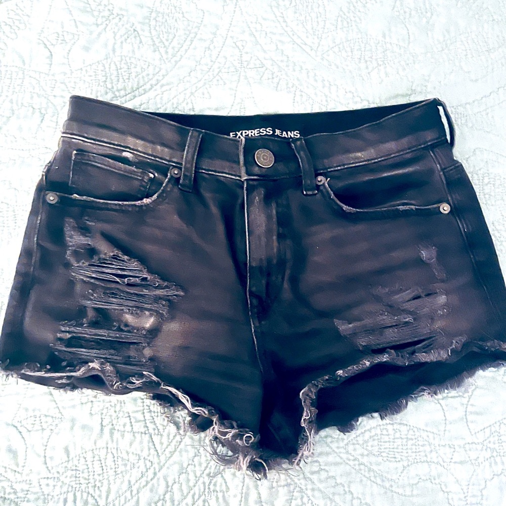 Express distressed denim short